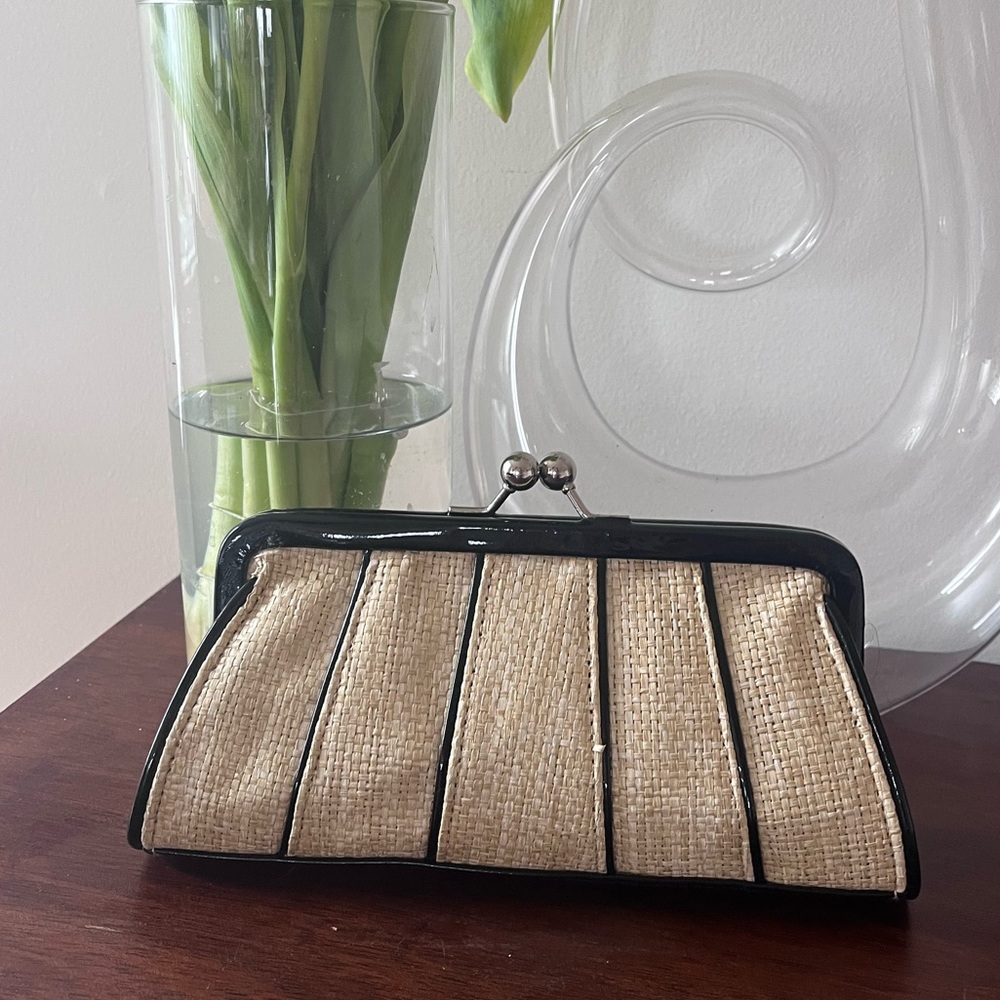 Aubrey Hepburn-esque Clutch